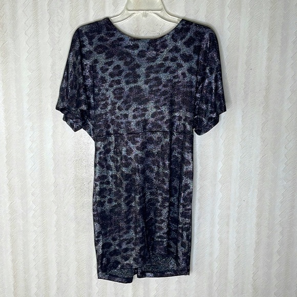 ❤️ METALLIC ANIMAL PRINT dress Size M - Picture 3 of 3